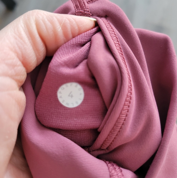 Lululemon Align Crop *19" Leggings Size 4 - Picture 7 of 7